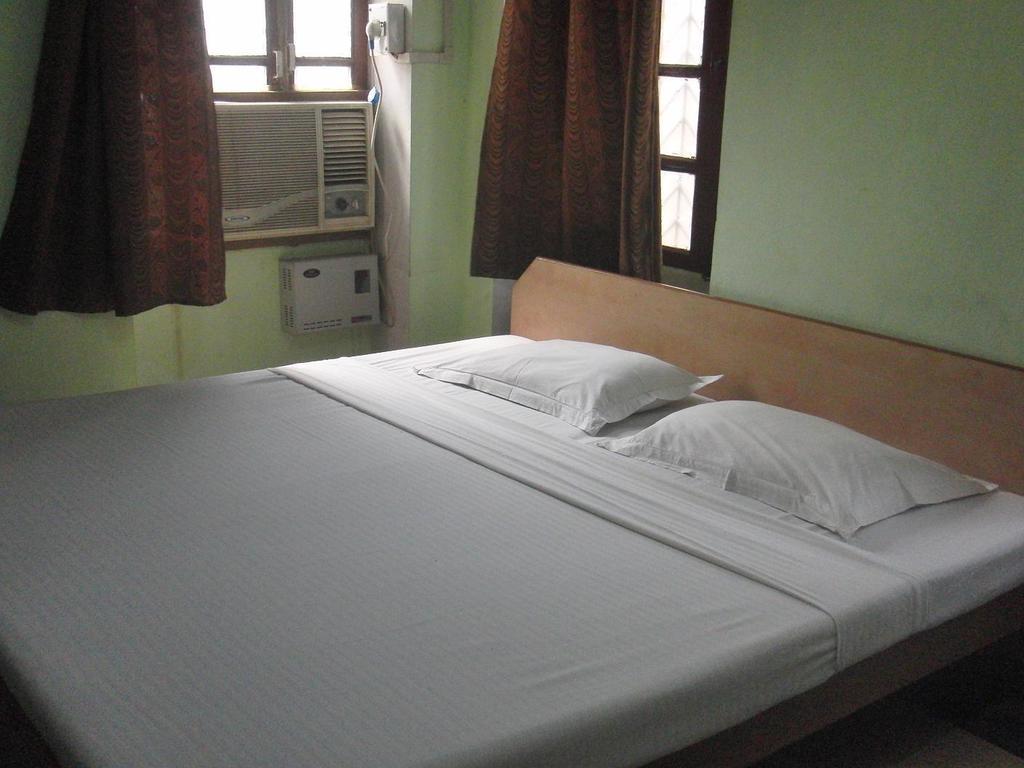 Shivakashi Guest House Váránasí Pokoj fotografie